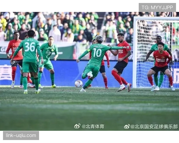 北京国安中场控制难以支撑比赛节奏,近期表现波动对球队整体稳定性造成挑战 北京国安中场控制难以支撑比赛节奏,近期表现波动对球队整体稳定性造成挑战